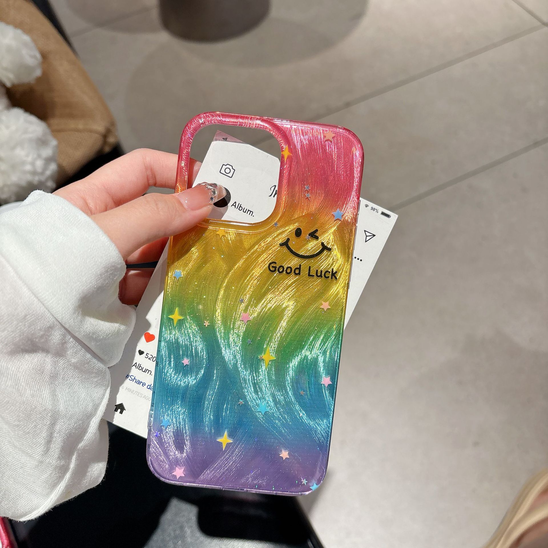 La cara sonriente floreciente de estilo ins es adecuada para la funda del teléfono móvil Apple 16ProMax 15Pro Girl Heart 14/13 New 16P