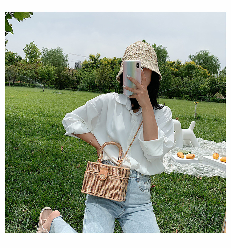 Women's Small Spring&summer Straw Basic Handbag display picture 2