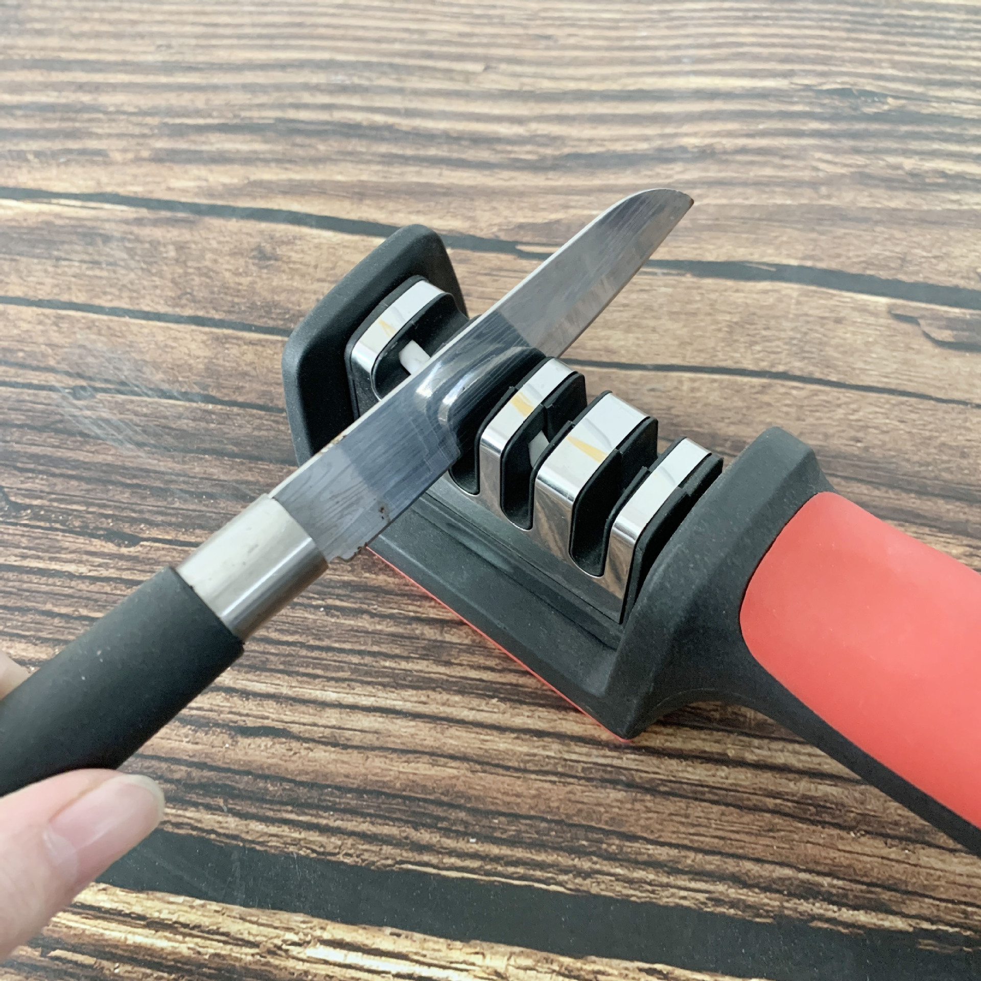 Cuchillo de afilado de acero tungsteno multifuncional afilador de acero inoxidable de cuatro secciones afilador de cuchillo afilador manual rápido