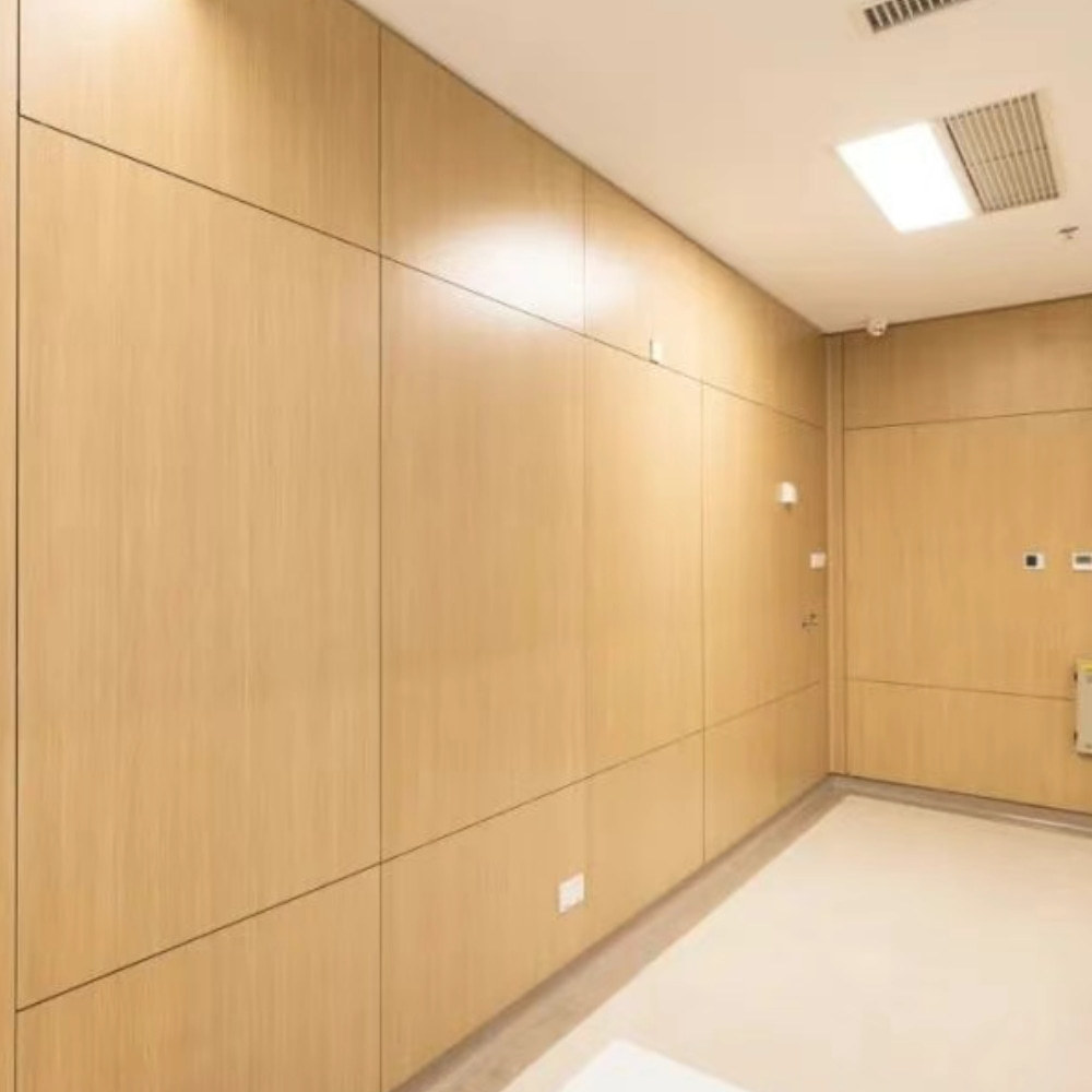 ��ǽ������װ��ľ����ֱ����ǽ��ѹ��֬�������ྻ������Ǫά