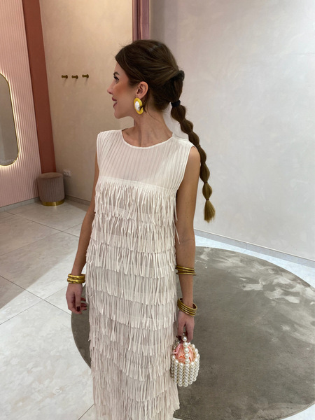 Spring summer elegant comfortable dress sleevless with a round…