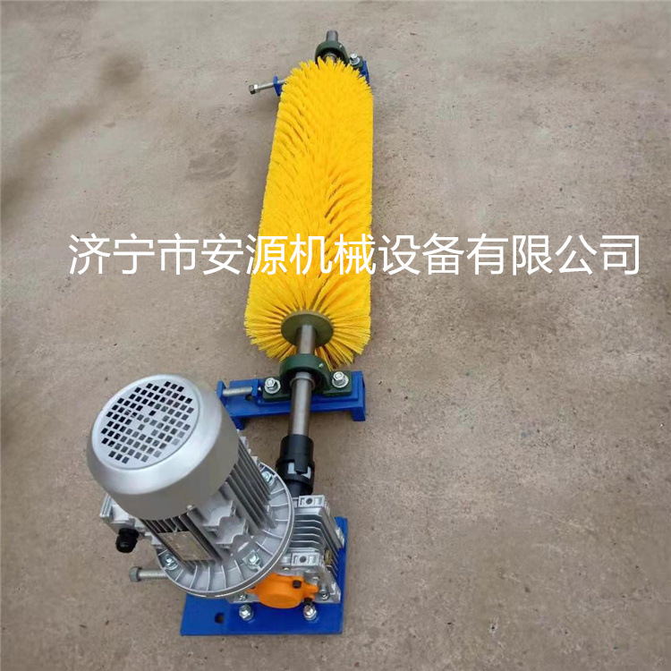 水泥厂电动滚刷清扫器  毛刷清扫器  皮带滚筒清扫器长期供应