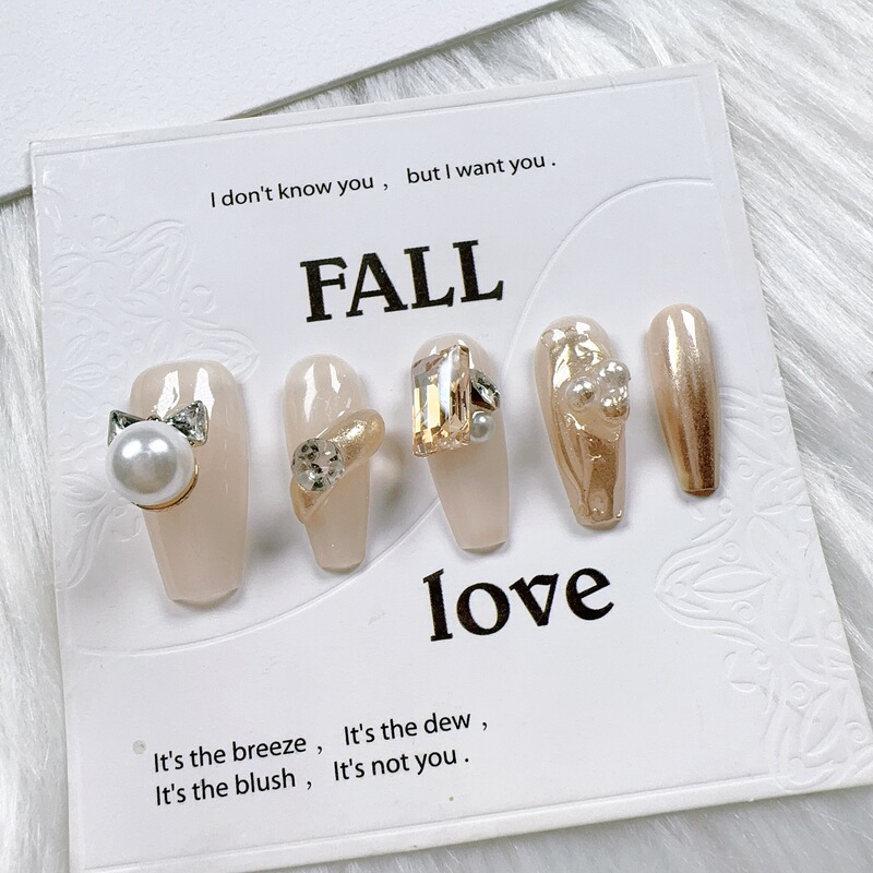 Nude Apricot Gold Diamond Manicure Pearl Bow Accessible Luxury Elegant Gilt Noble Wear Nails Fat Square Large Diamond