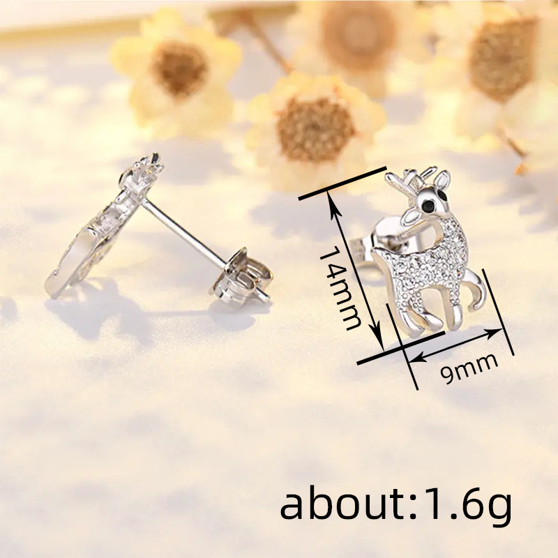 Cao Shi sweet and delicate deer earrings Christmas fashion festival earrings Korean new simple and cute earrings_voghion.com