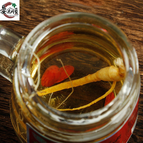 Changbai Mountain Ginseng Cordyceps Wine, an excellent gift item, factory wholesale ginseng deer horn wine, Matsutake wine, goji berry wine, blueberry wine