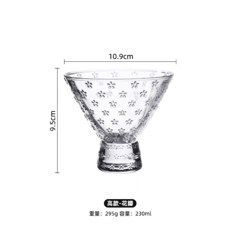 日本式アイスクリームカップ冷たい飲み物の砂糖と水のデザートの碗のヨーグルトの果物のサラダのプリンのアイスクリームのガラスのコップ|undefined