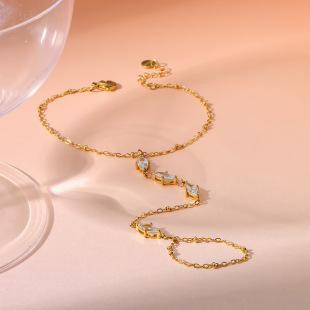 �羳�18K���P��R���ʯ�ֱ��С���Bָ��朲���ɫ�p�����Ů