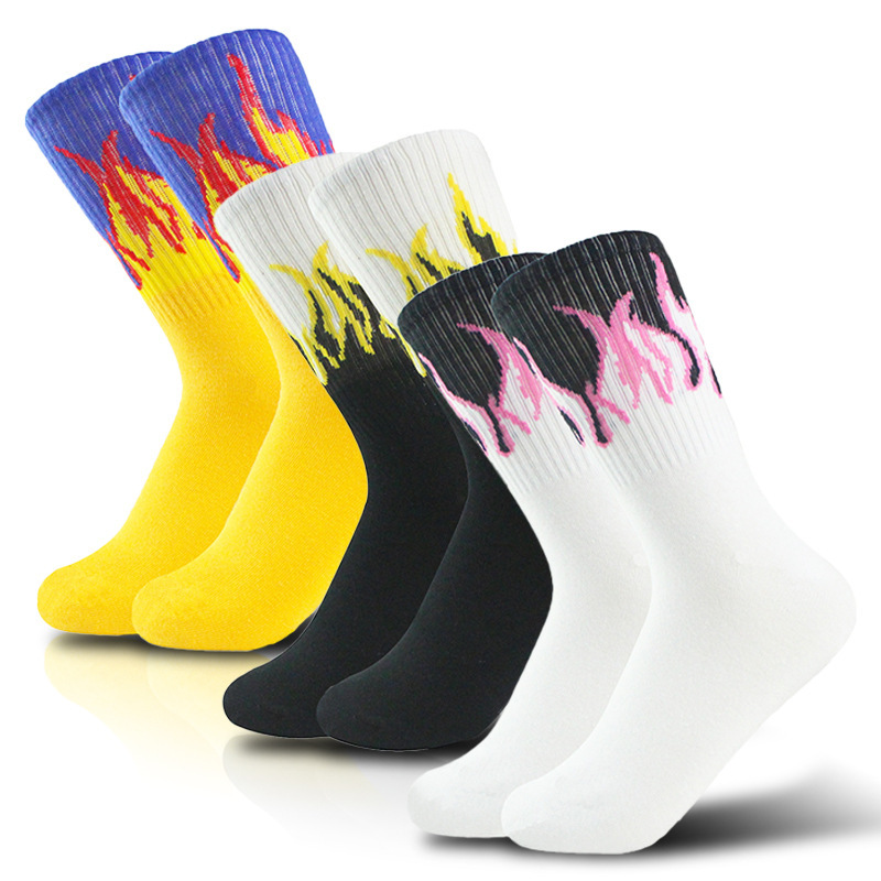 Cross-border foreign trade trend Harajuku wind flame cotton socks European and American street hip hop skateboard men's and women's sports socks Cross-border foreign trade trend Harajuku wind flame cotton socks European and American street hip hop skateboard men's and women's sports socks