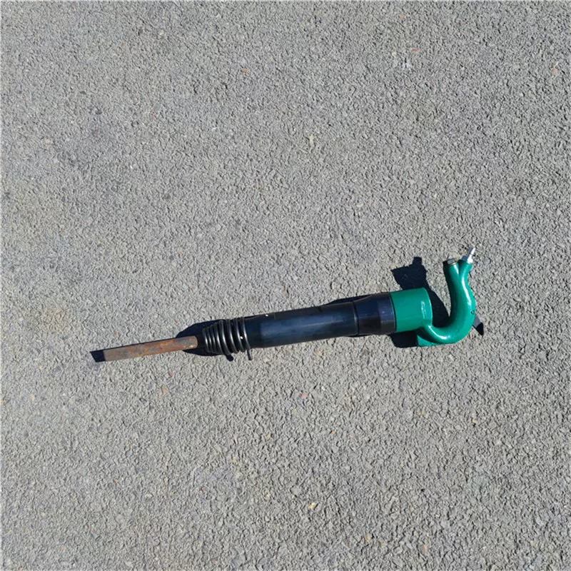 华策气铲用于中大型铸件的清砂，铲除浇冒口 C8手持式风铲