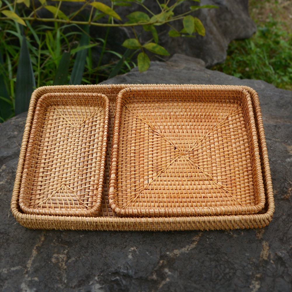 Handwoven Rattan Storage Basket With Lid And Inner Fabric Lining_voghion.com