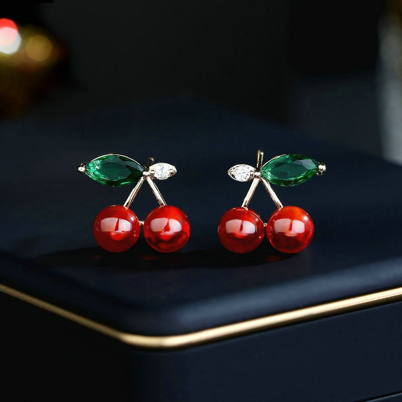 Elegant fresh red earrings