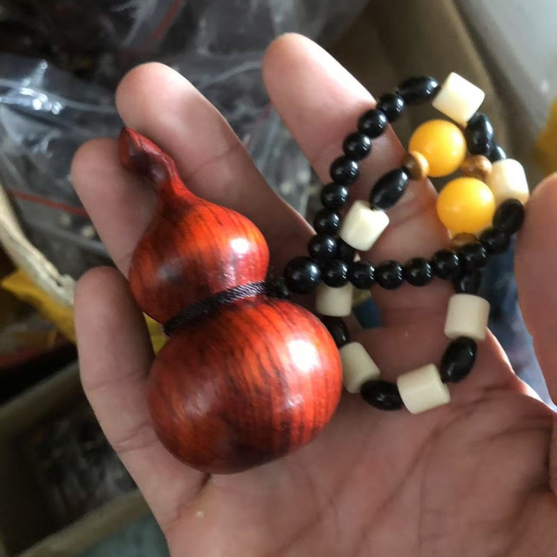 紫檀の手持ち品、満足と喜び、竹と蝉、黒檀、紫檀の彫刻、驚くべき文学作品の手持ち品|undefined