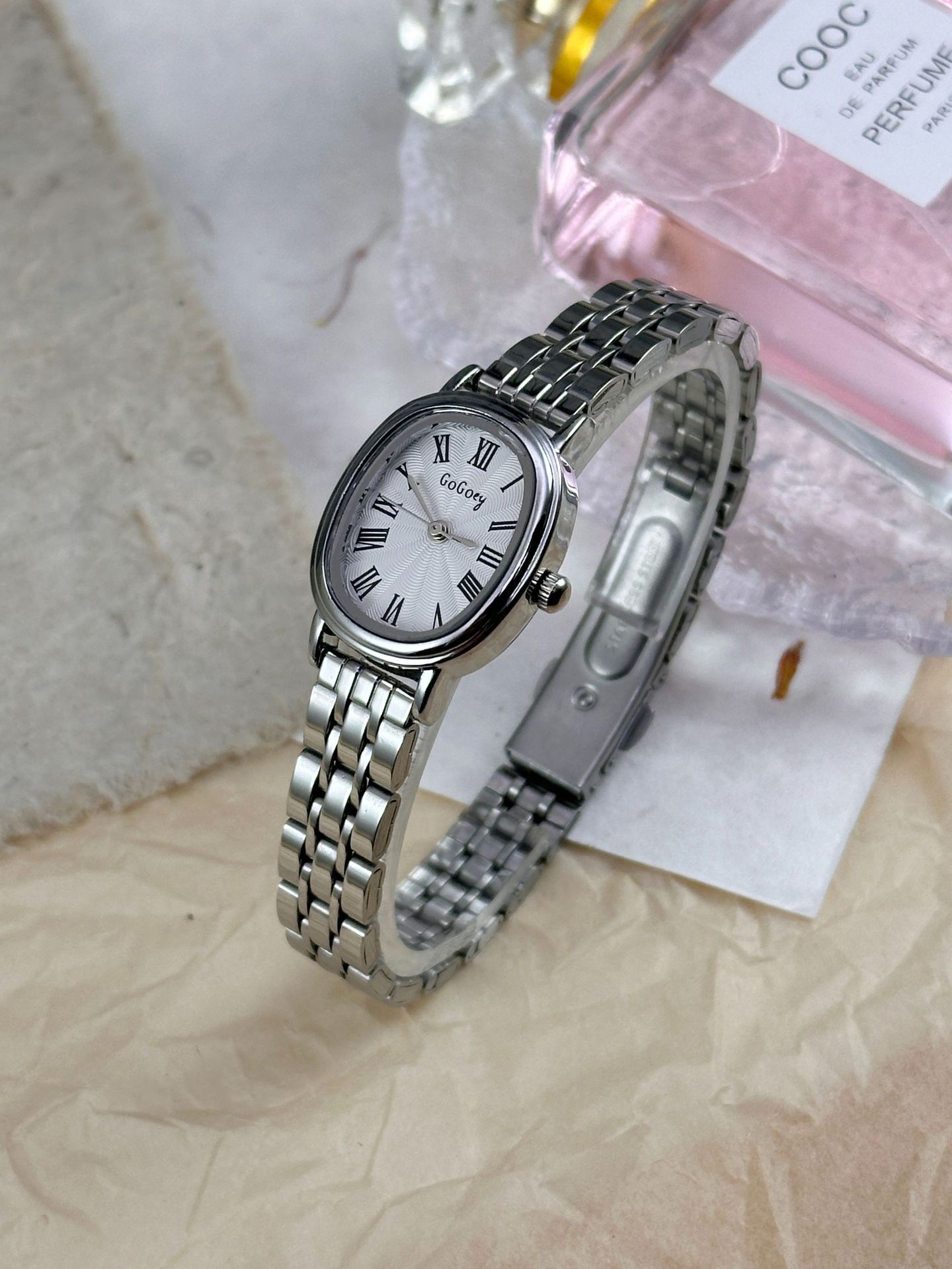 50g Weight Ordinary Glass Mirror Material Stainless Steel Strap Material Watch Classification Pointer Display Type Folding Buckle Buckle Style Round Dial Shape Casual, Holiday Occasion Quartz Movement Solid Color Pattern All Seasons Season Women's Gender Casual Style Casual Solid Color Other Printing (Printing) Quartz Watch 2