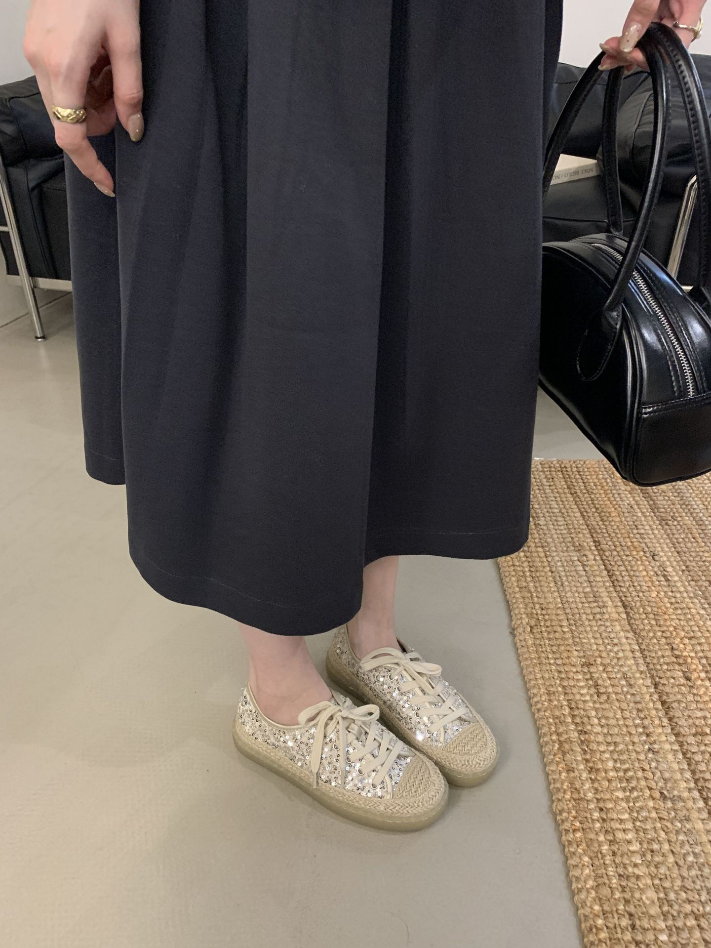 French-style High-end Straw-woven Thick-soled Lace-up Sequined Fisherman For Women, Slip-on Loafers, Fashionable Casual_vogvips.com
