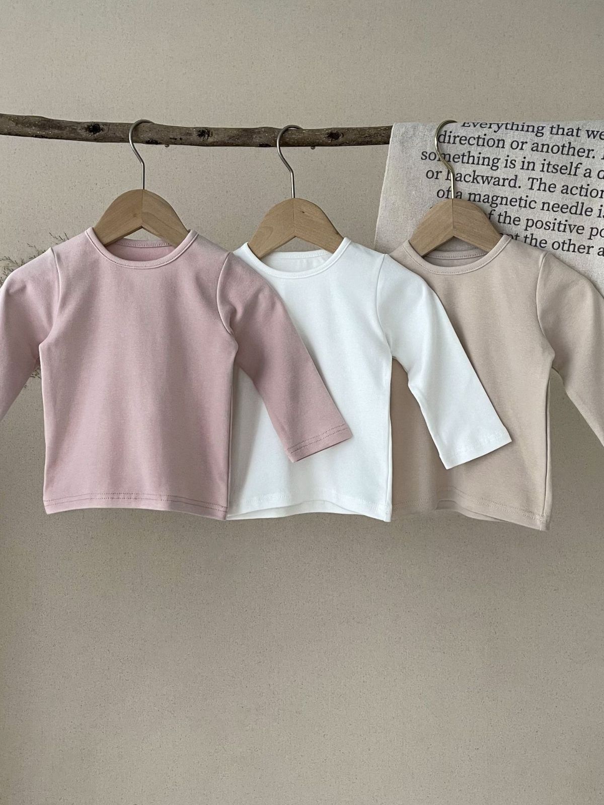 Camiseta de Manga Larga para Niños, Estilo Primavera 26, Camiseta de Cuello Redondo para Niños, Estilo Ins, Camiseta Base Gruesa para Primavera y Otoño