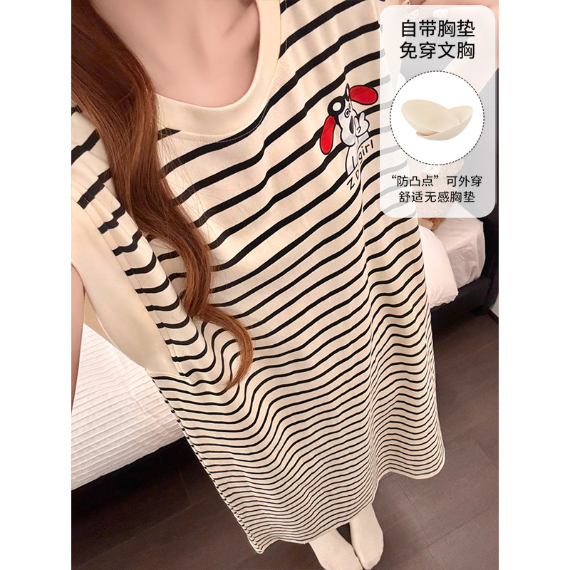 Q92696【가슴 패드 포함】