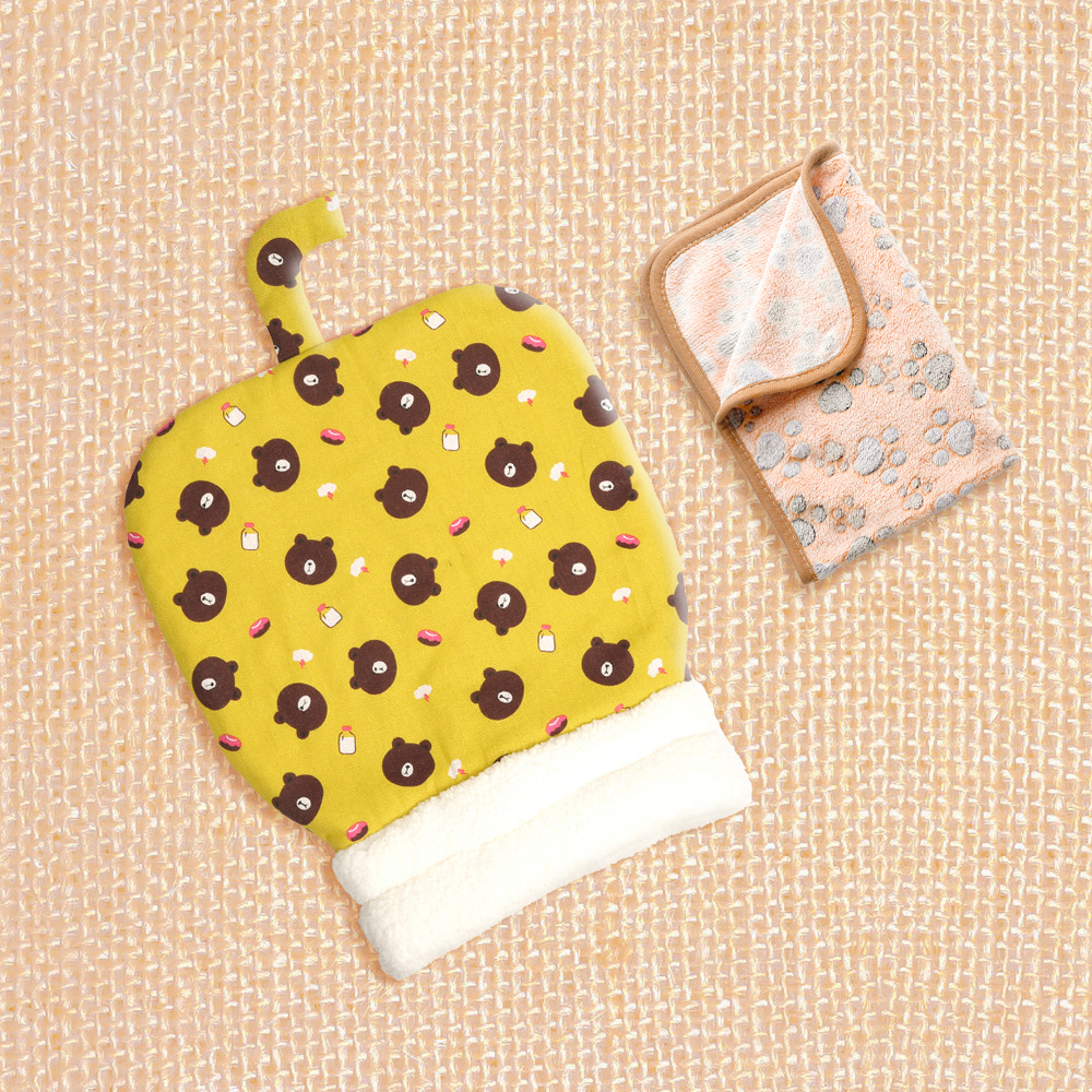 El oso amarillo entrega mantas