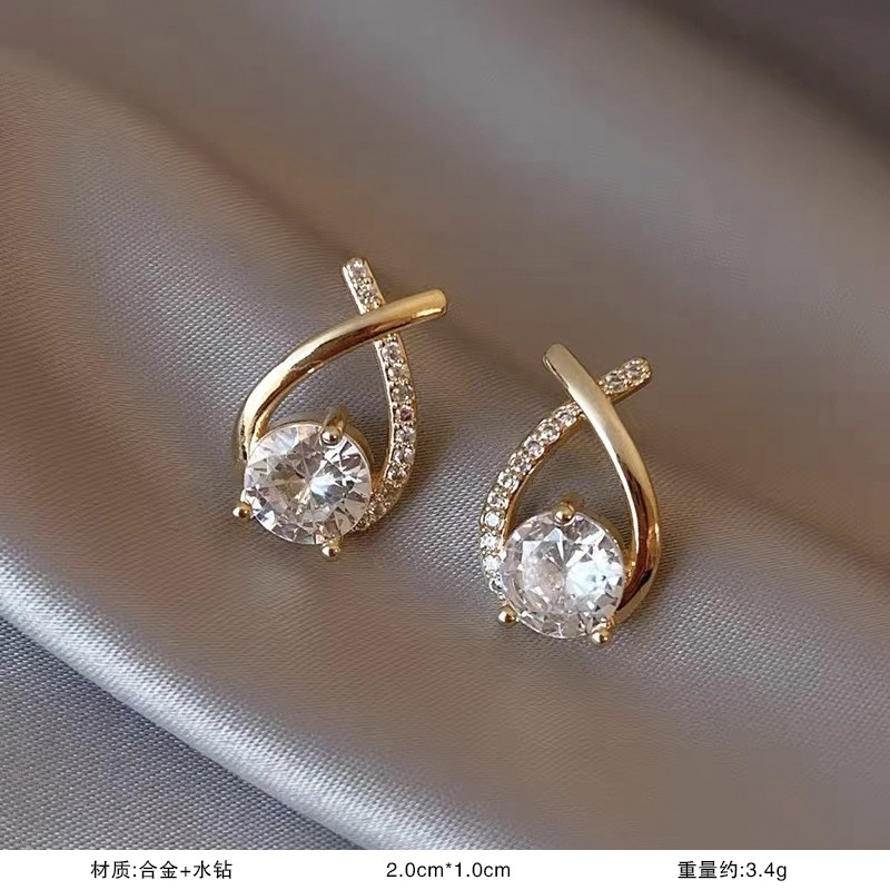 S925銀真珠の花のピアスの女性の贅沢な高級感があります。|undefined
