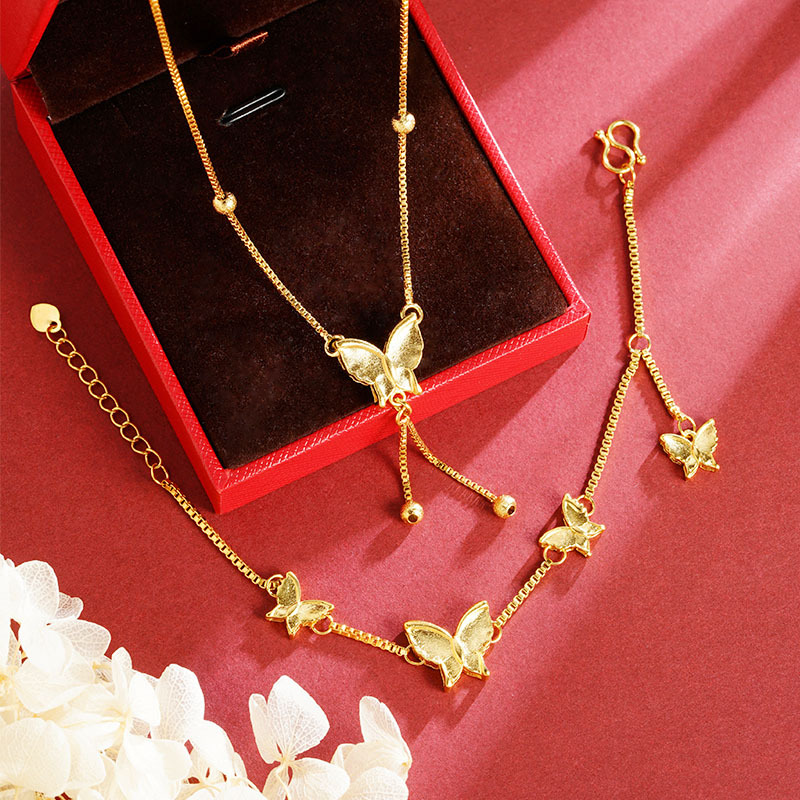 Nueva pulsera de collar de oro de arena de mariposa con flecos exquisitos, temperamento, joyería de diseño de lujo ligero, no se desvanecerá durante mucho tiempo