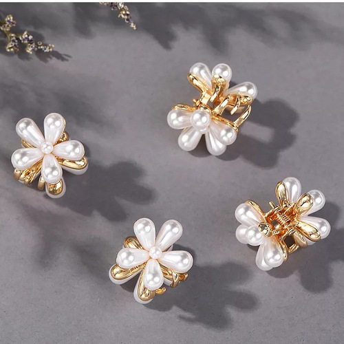 Korean version of ins Internet celebrity hair accessories for women, pearl-encrusted clips, small chrysanthemum top clips, minimalist hair claws, temperament and fashionable headwear