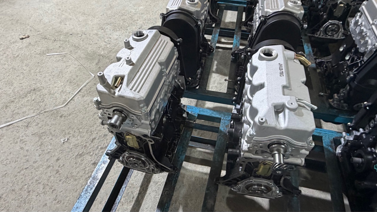 Direct Supply from the Manufacturer F8C F8Cv M200 M100 Engine Assembly for Spark 0.8L