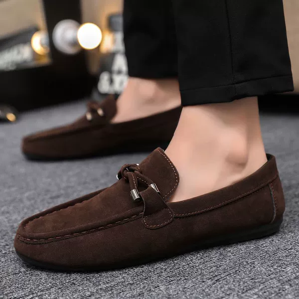 DD84 reddish brown