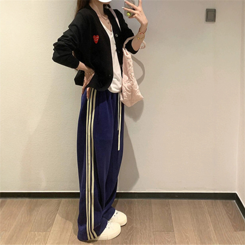High Street Drawstring Side Stripe Sports Wide-Leg Pants for Women, Spring and Autumn 2026 New High-Waisted Loose Straight Casual Sweatpants High Street Drawstring Side Stripe Sports Wide-Leg Pants for Women, Spring and Autumn 2026 New High-Waisted Loose Straight Casual Sweatpants