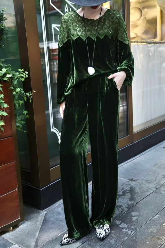 南油代发2025秋款圆领镂空花边拼真丝丝绒上衣法式气质衬衫灯笼袖|undefined