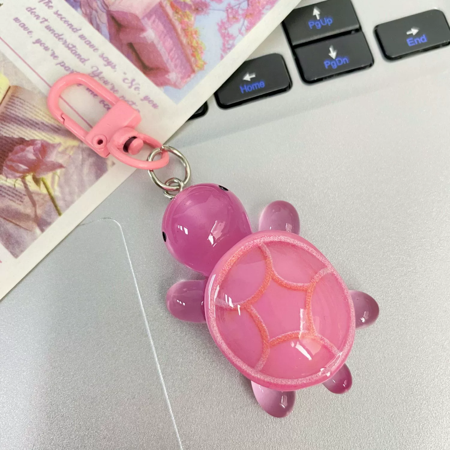 Keychain, creative cute bag, headphones, pendant