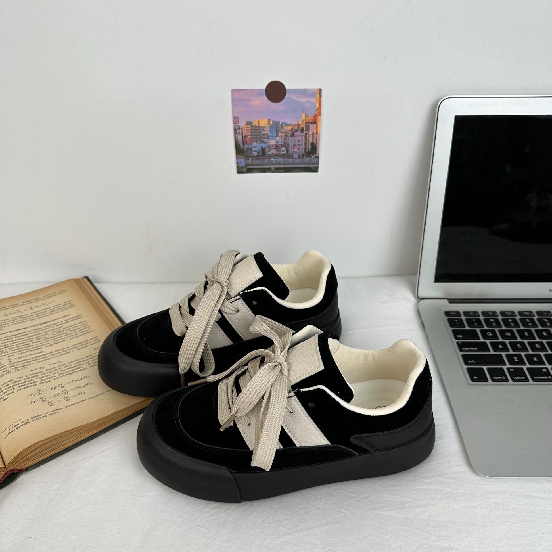 Zapatos de pan de crema retro ins street shooting estudiantes deportes zapatos casuales de todo fósforo 2024 otoño e invierno nuevo tablero 6593