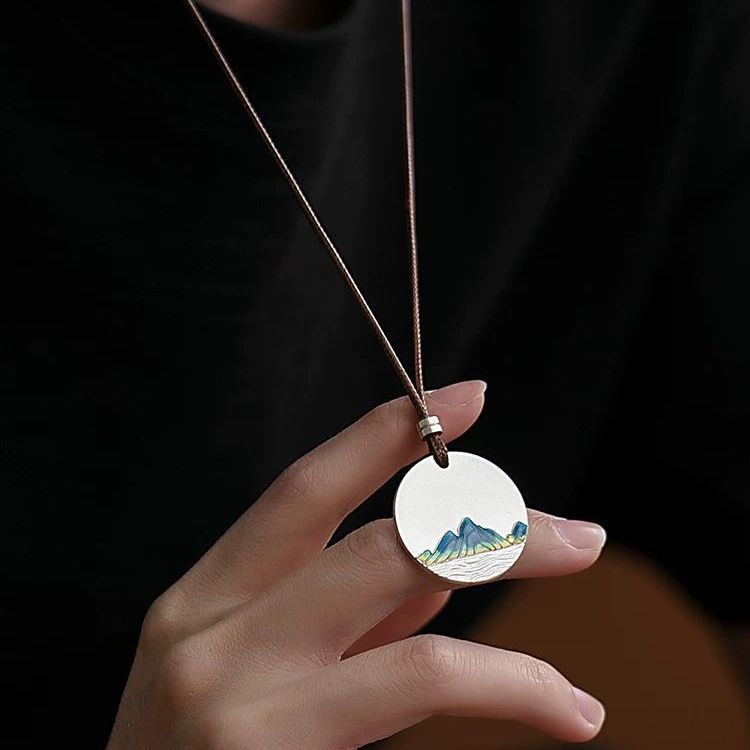 999 plata esterlina sin incidentes colgante de plata esmaltado para hombres y mujeres collar de río y montaña regalo de Año Nuevo de la Serpiente