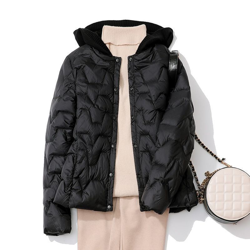 Otoño y invierno ligero chaqueta con capuchón mujer corto empalme sombrero de punto de moda exterior con chaqueta delgada ligera de moda