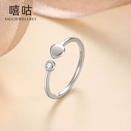 耳钉;项链;戒指