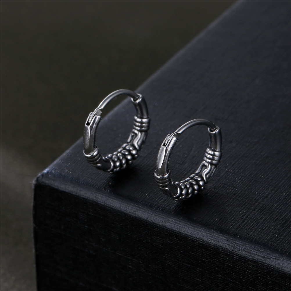 Daily Occasion Titanium Steel Material Solid Color Pattern 1 Piece Fashion Solid Color Titanium Steel Plating Men's Earrings