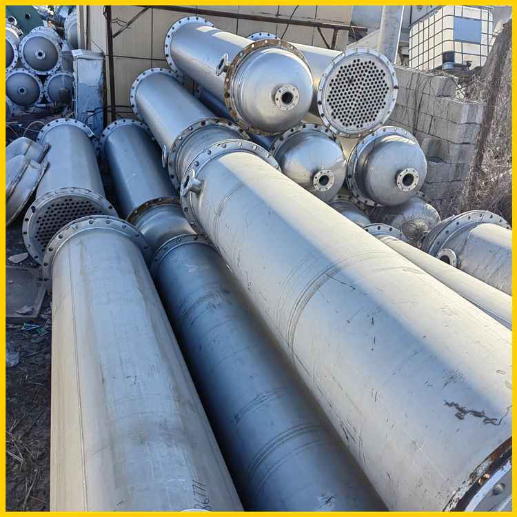 出售二手不锈钢冷凝器  列管式冷凝器 化工冷却设备