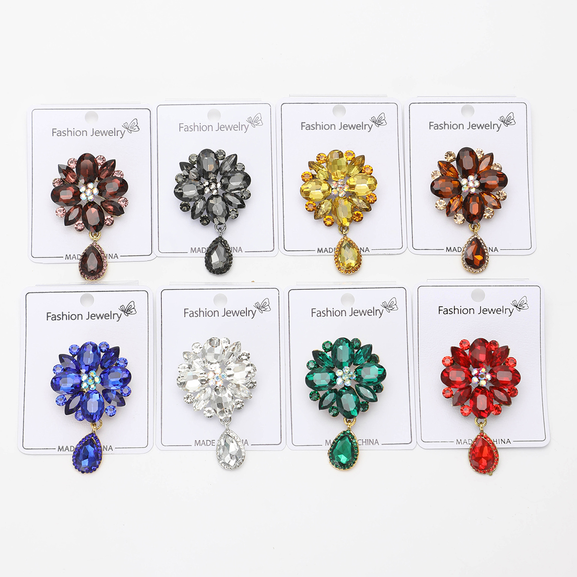 Elegant Retro Pin Water Droplets Flower Alloy Inlay Rhinestones Glass Women's Brooches display picture 1