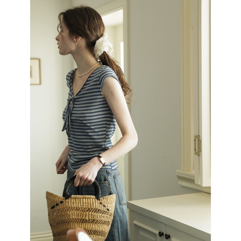 Qiao Mi Bow Tie Striped V-Neck Short Sleeve T-Shirt for Women, New Summer Design Versatile Flutter Sleeve Top