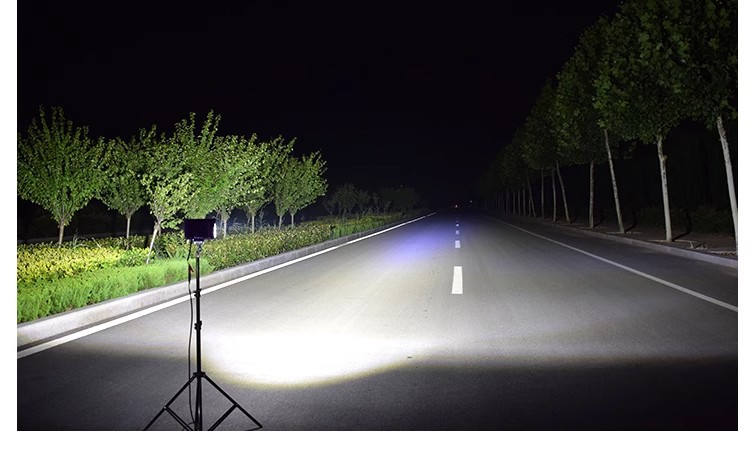 Truck LED Spotlight 24V Car Super Bright Reverse Light