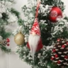 Faceless small hanging F style