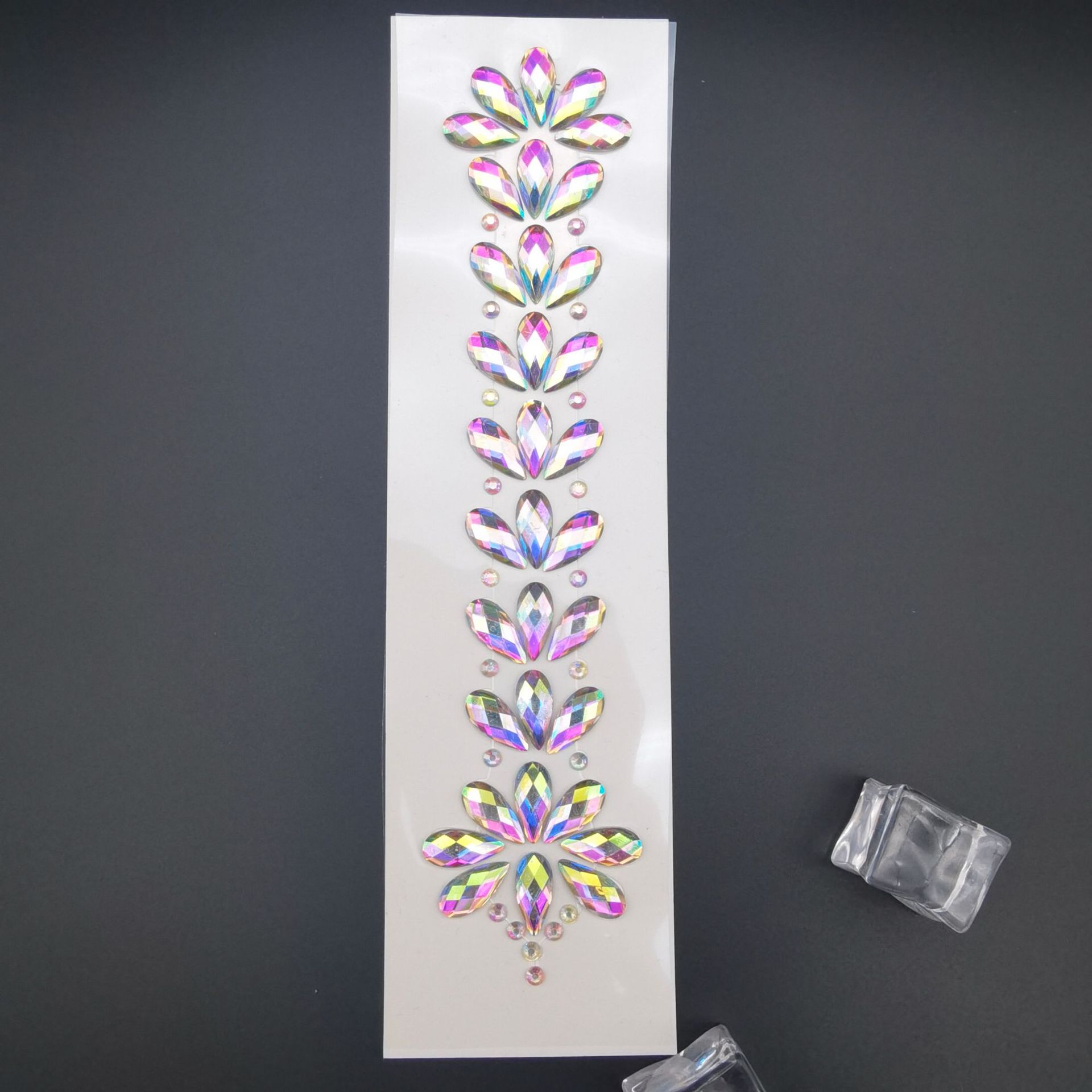 EDM eléctrico sílaba cara pegatinas ceja pegatinas cara pegatinas diamante resina diamante carnaval diamante pegatinas cara decorativa diamante