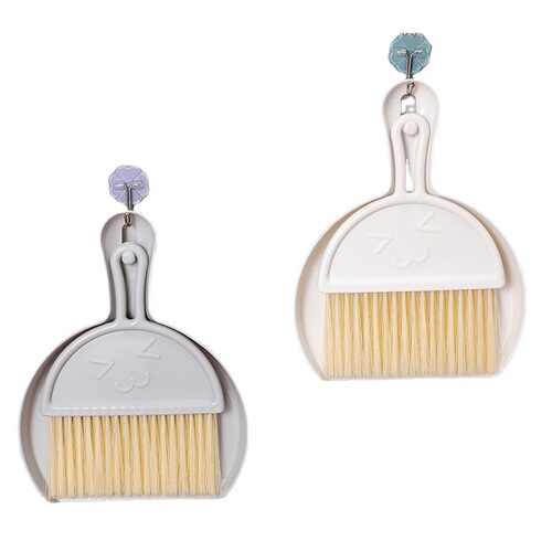 A2937 Factory direct sale white plastic desktop cleaning brush set dustpan computer brush set keyboard brush