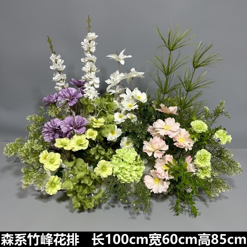 Flor de la boda de la flor Chiyeya rosa roja fila de orquídeas fila de flores bosque escena de compromiso decoración de la boda fondo de decoración