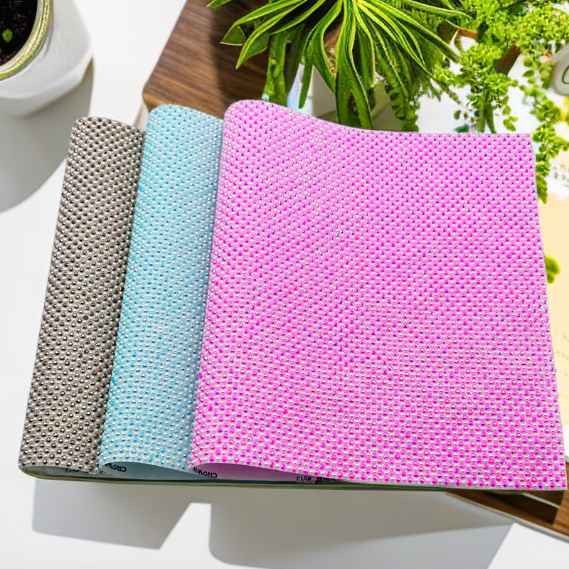 Pegamento adhesivo de diamantes de imitación autoadhesivo Accesorios de ropa Accesorios de joyería de diamantes en caliente Piezas de diamantes de bricolaje Parche de diamantes de imitación para decoración del hogar