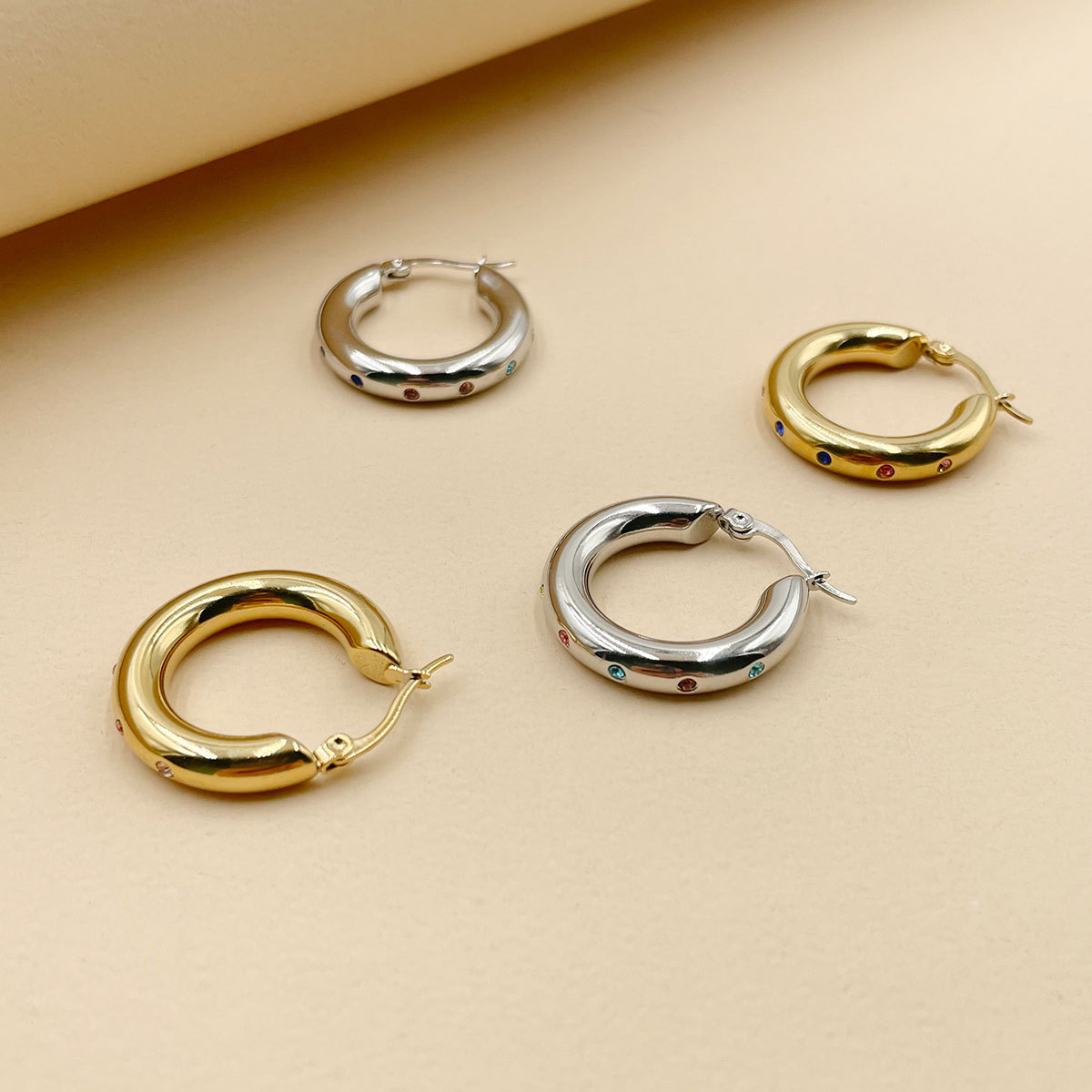 1 Pair Simple Style Circle Stainless Steel Earrings display picture 4