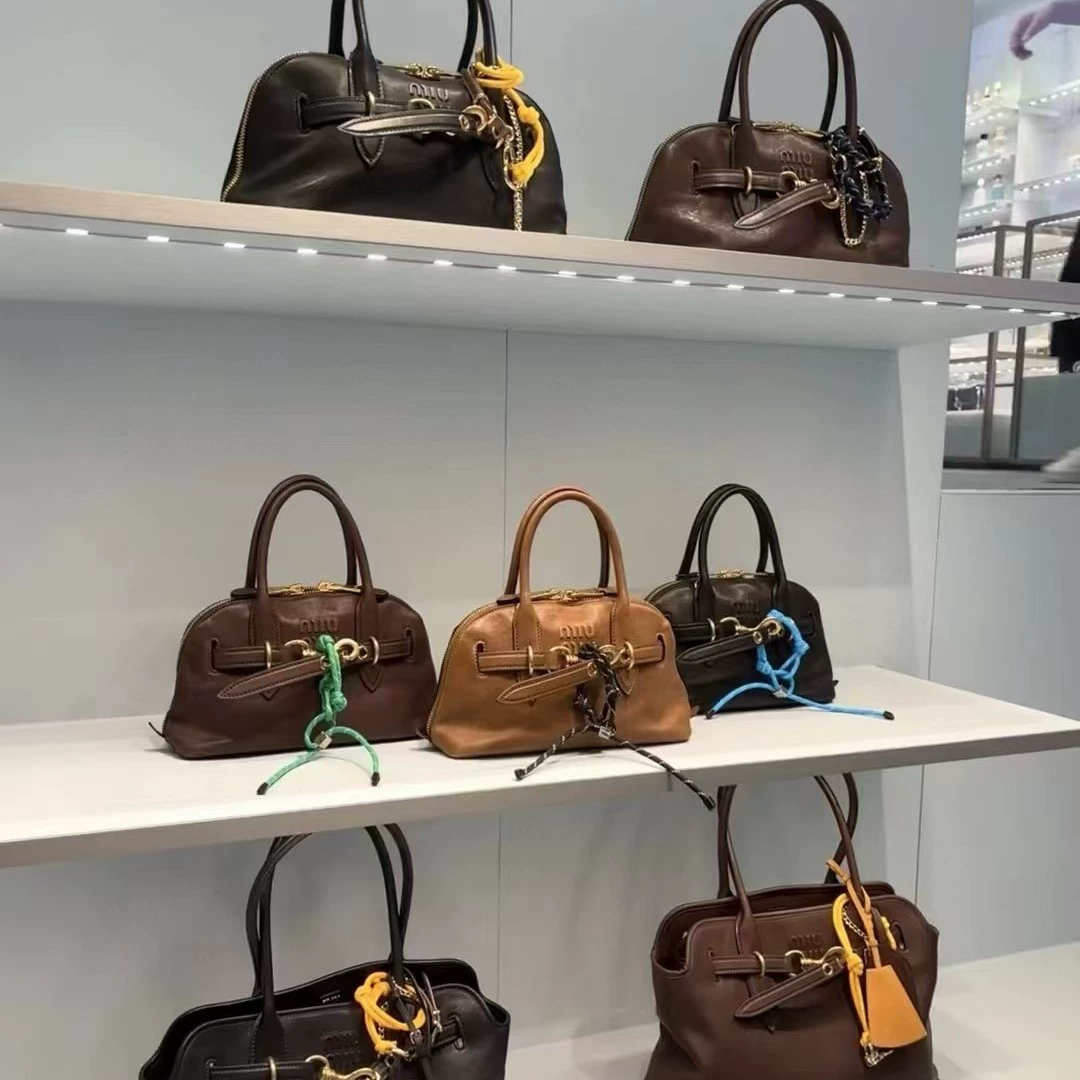 Miu осенне-зимний шоу-стиль, женская сумка Merad Shell, новинка 2024, сумка Miu в стиле ретро для боулинга, сумка из натуральной кожи