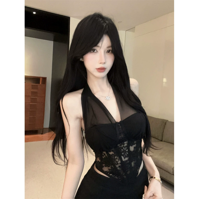 Настоящая фотография топа-бретельки с перекрестной кружевной вставкой в ​​виде рыбьей кости, реальная цена