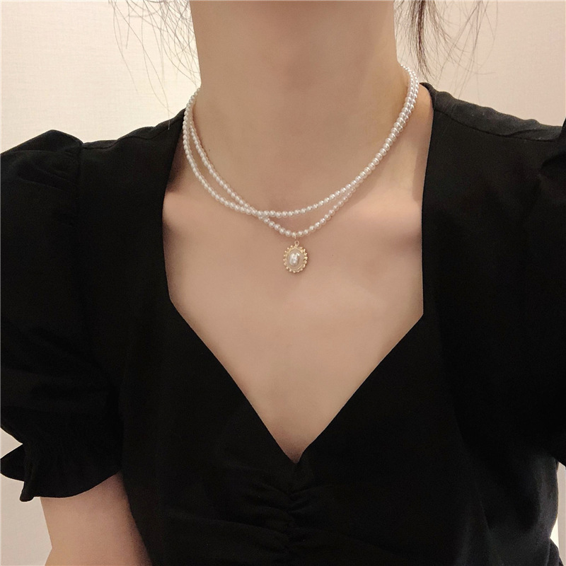 Retro brand necklace from pearl