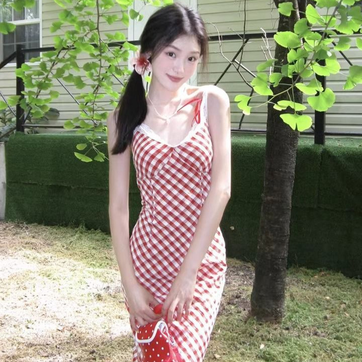 French Red Dress 2025 Women's Summer Design Lace Splicing V-Neck Suspender Skirt Waist Plaid Long Skirt