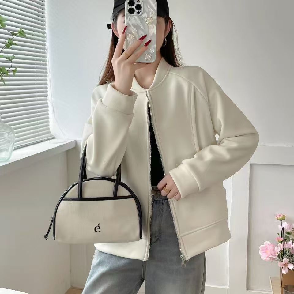 오프 화이트 스탠드 칼라