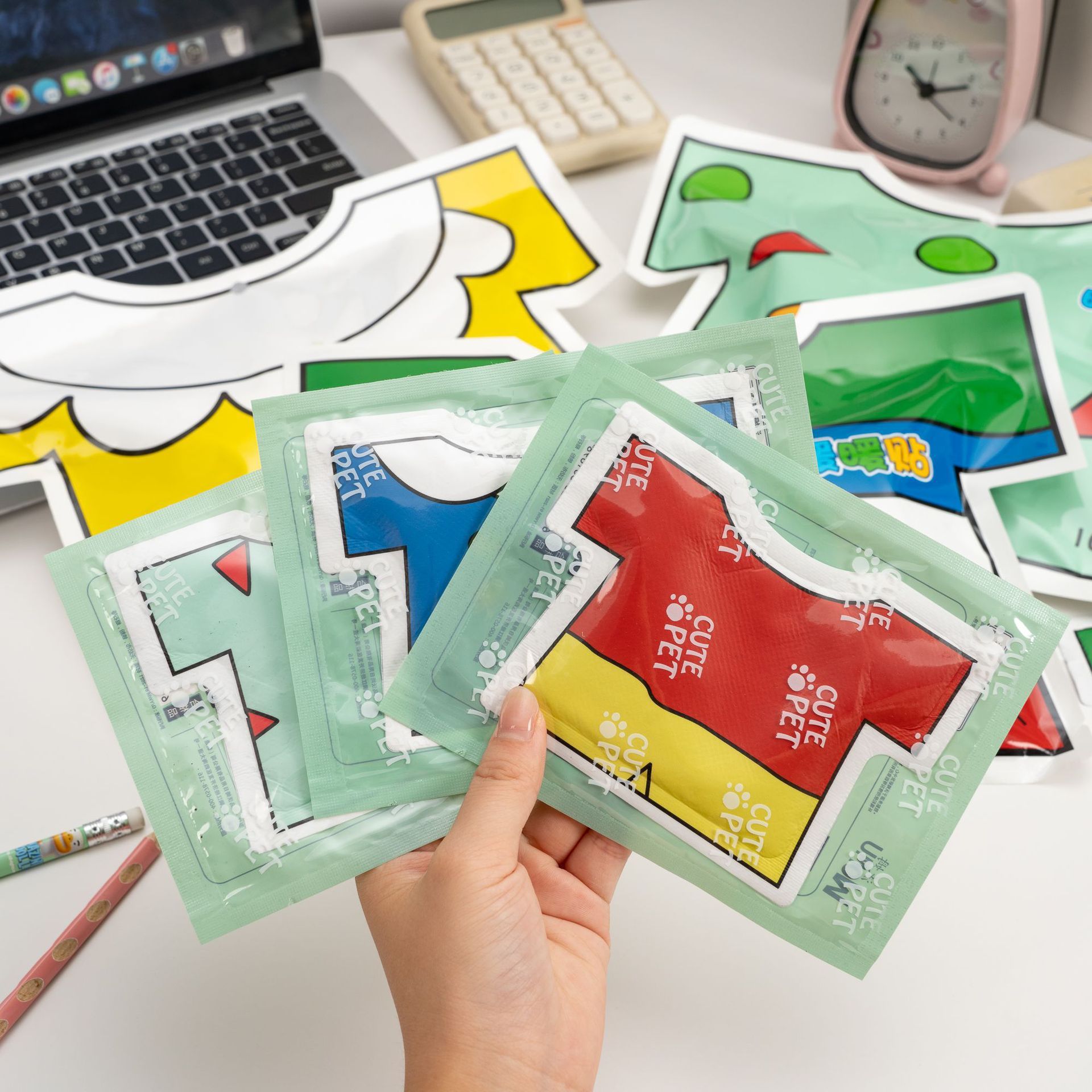 El interior de la ropa se envía al azar.